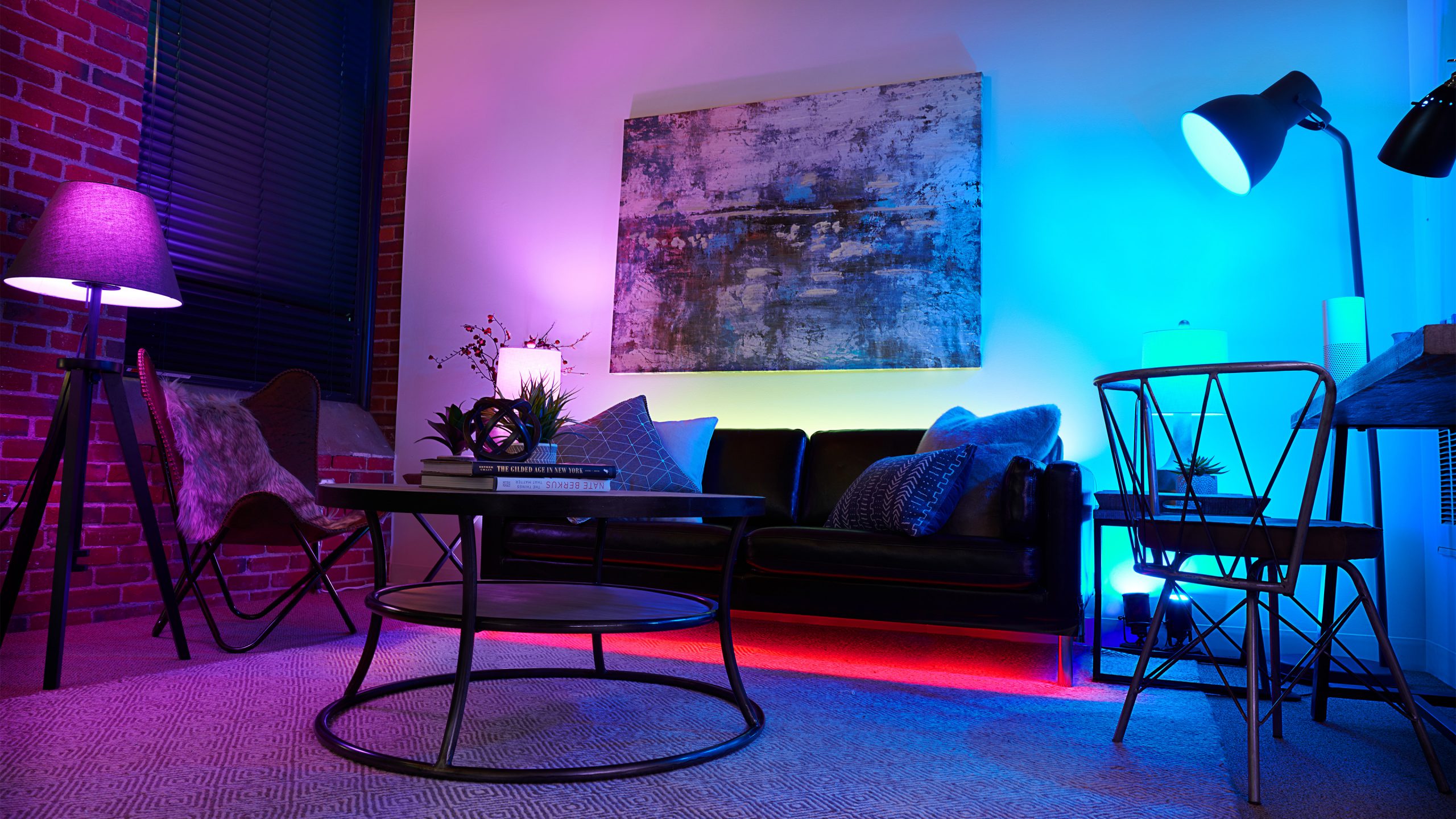 Ledvance.SMART-_Multicolor_Living_Room_with_Amazon_Echo_Side_Angle-scaled-1