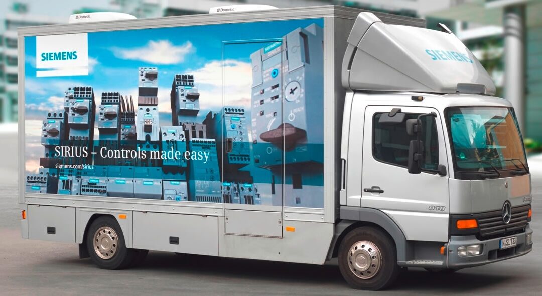 O camião expositor “Copa Truck” da Siemens está a chegar!